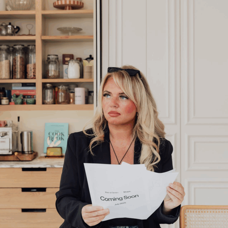 How Carrie Rose used PR to Sell Out the Entire Stock of Dog Jumpers for Her Client 11 Carrie Rose Flat Icons interview